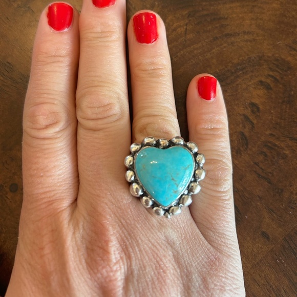 Dian Malouf Turquoise Heart Cocktail Ring - Picture 8 of 8